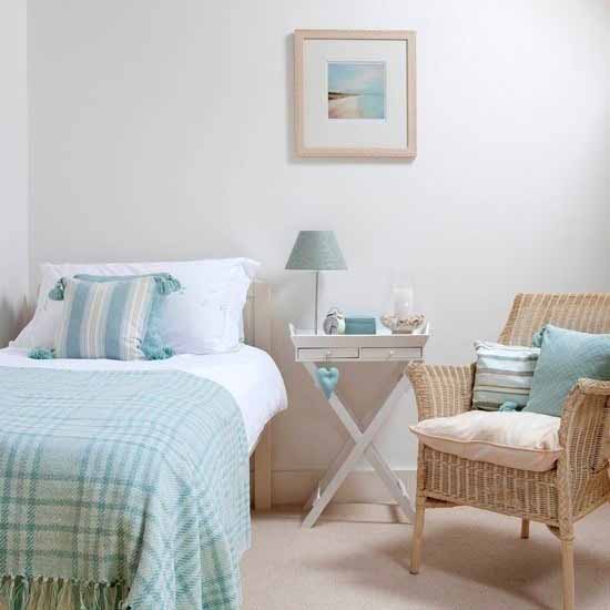 臥室床頭柜設計案例，打造清新舒適睡眠空間！