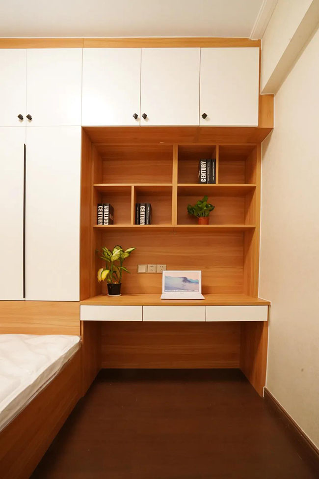 現(xiàn)代簡約三室兩廳，裹著裊裊茶香，演繹優(yōu)雅的生活格調(diào)