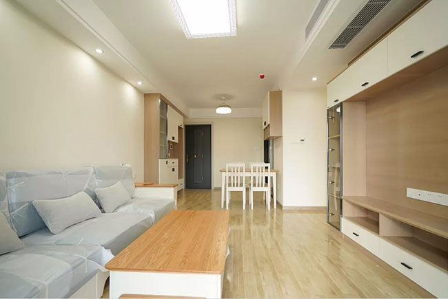 勤城達正大城簡約風裝修，原木色系好清爽