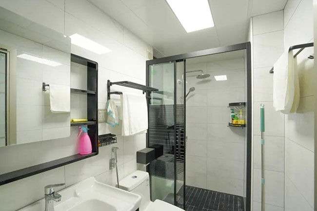 三室兩廳現代簡約風，功能性極強，清淡雅致的溫馨之家