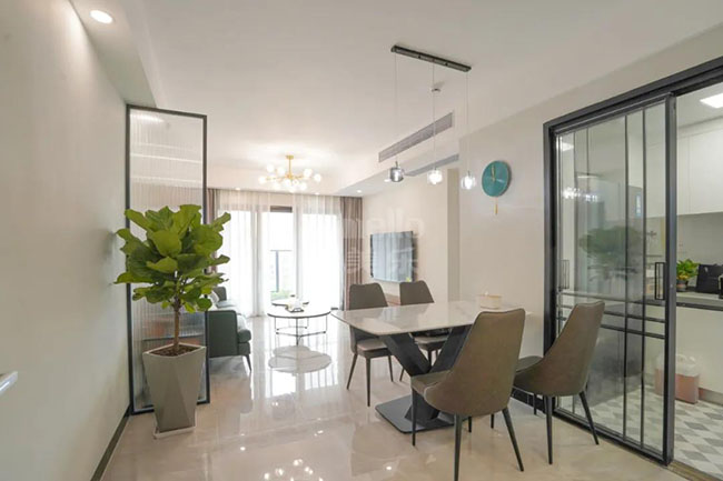 三室兩廳現(xiàn)代簡(jiǎn)約，溫馨清新的居所，充滿煙火氣的生活