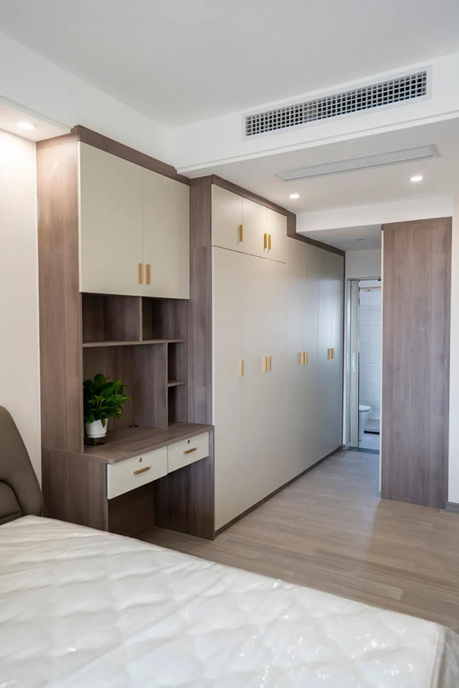 180平現(xiàn)代風,黑白灰搭配出時尚的浪漫空間 180平現(xiàn)代風,黑白灰搭配出時尚的浪漫空間