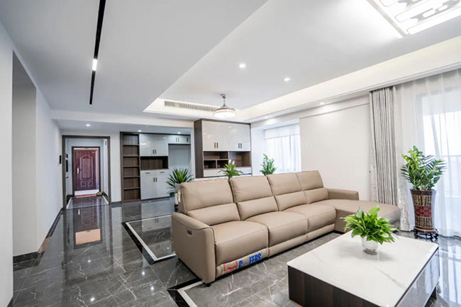 180平現(xiàn)代風,黑白灰搭配出時尚的浪漫空間 180平現(xiàn)代風,黑白灰搭配出時尚的浪漫空間